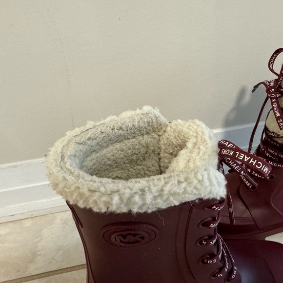 Michael Kors Montaigne Faux Fur Rain Boot - Picture 12 of 16